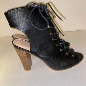 LILIANA Black Lace-Up Wedged Heels